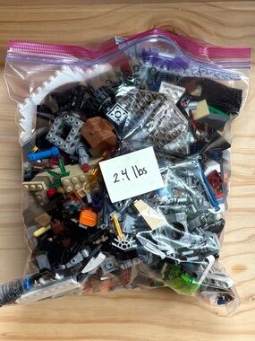 LEGOS 2.4 pound bag of mixed Legos